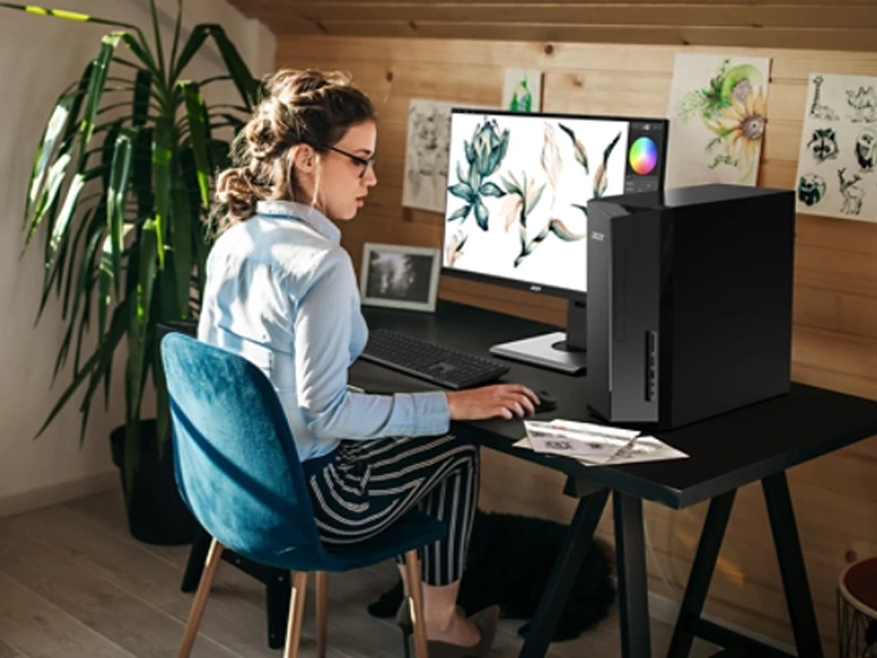 کامپیوتر رومیزی معمولی